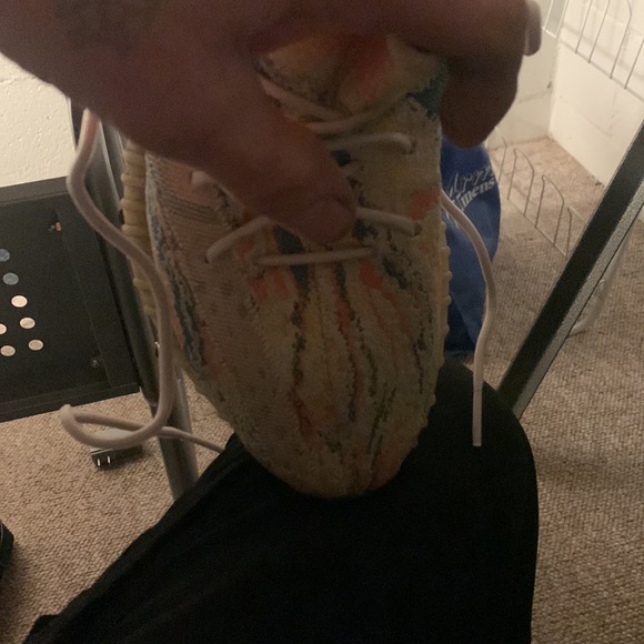 Yeezy boost 350 - Picture 2 of 2